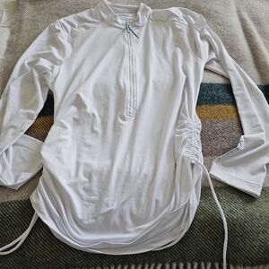 Carve Designs White Long Sleeve Side-Ruched Rash Guard In Medium